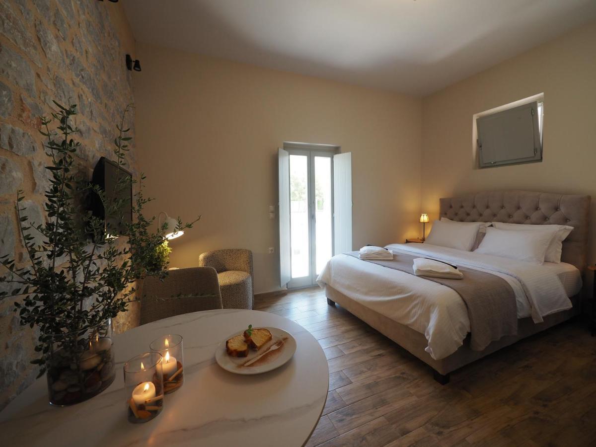 Terra Di Pietra Exclusive Suites & Apartments Areopoli Exterior photo