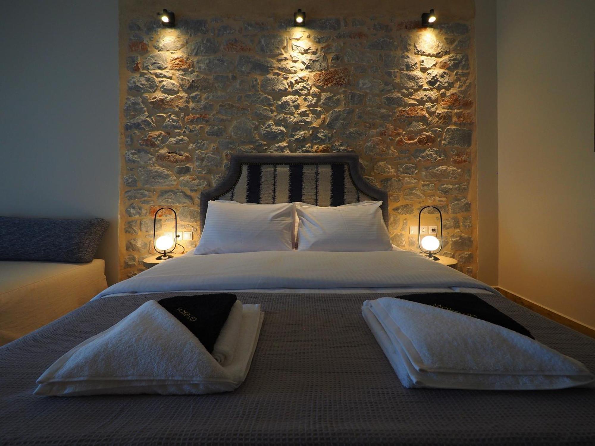 Terra Di Pietra Exclusive Suites & Apartments Areopoli Exterior photo
